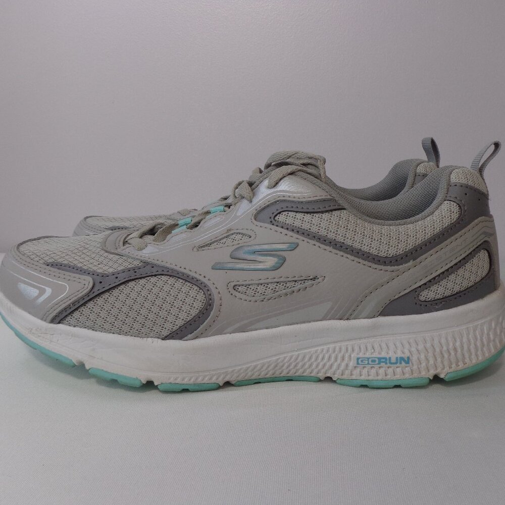 Skechers Women's Go Run Consistent Running Shoes Gray SN128075W  Size 10 Wide‎